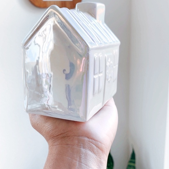 Iridescent House Ceramic Decor - Picture 2 of 3
